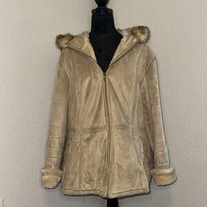 Big Chill Women’s Jacket 1X Tan Faux Fur Hooded Full Zip Fur Lined Plus Size